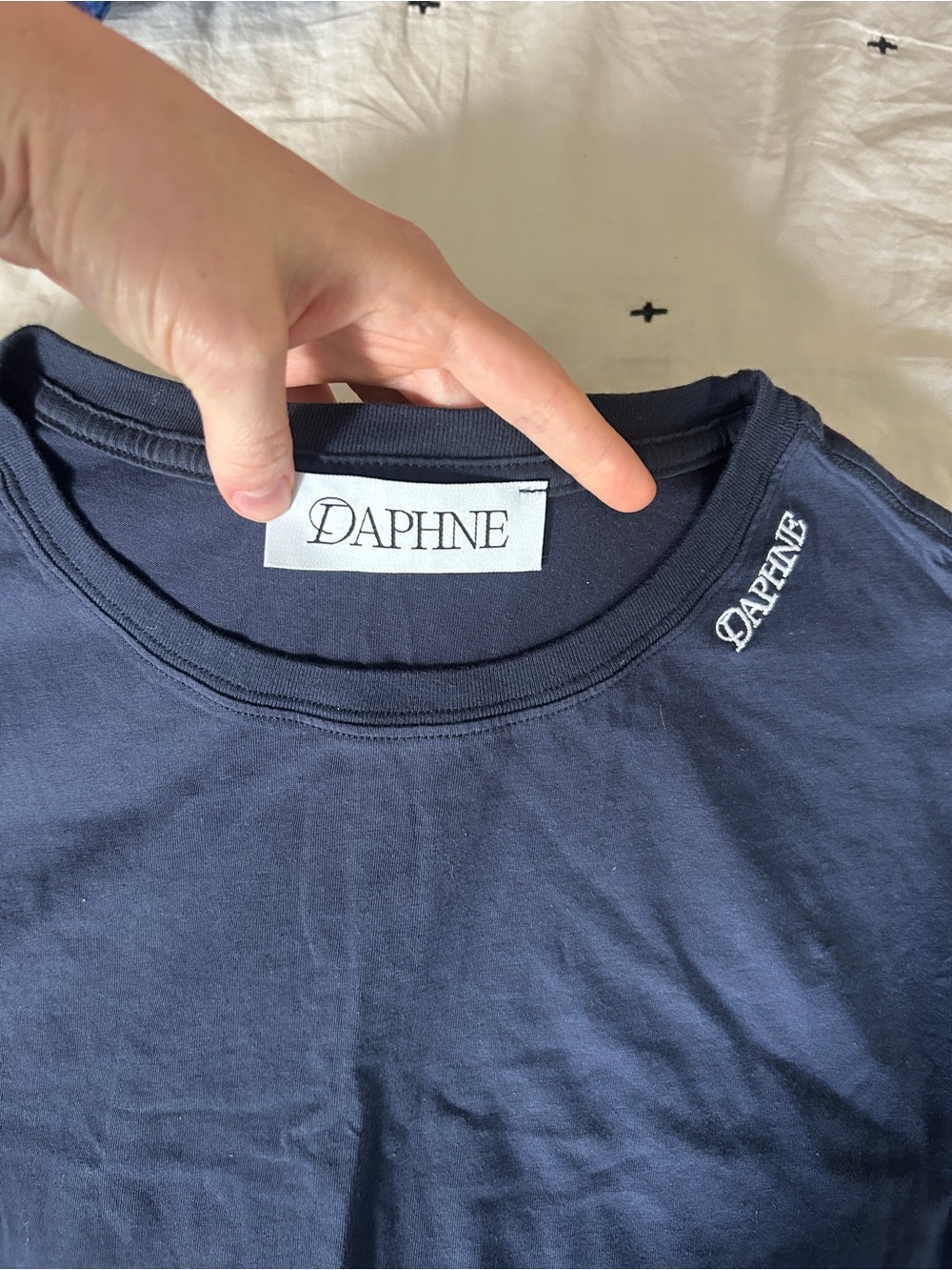 Daphne Hannah Tee and Golden Night Shorts Lounge Set Navy Sz S - Picture 5 of 9